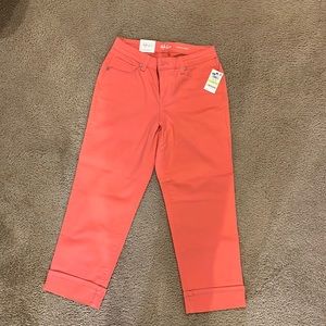 Style & Co. Curvy Capri Mid Rise Size 4